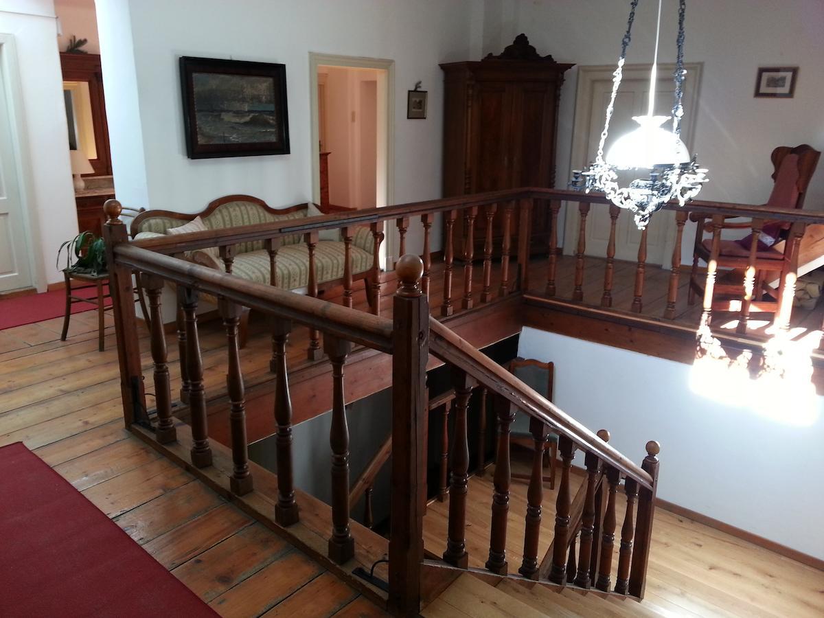 Simony Inn 3*